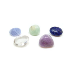 Szűz - ametiszt, szodalit, lapis lazuli, kalcedon, hegyikristály ásvány marokkövek
